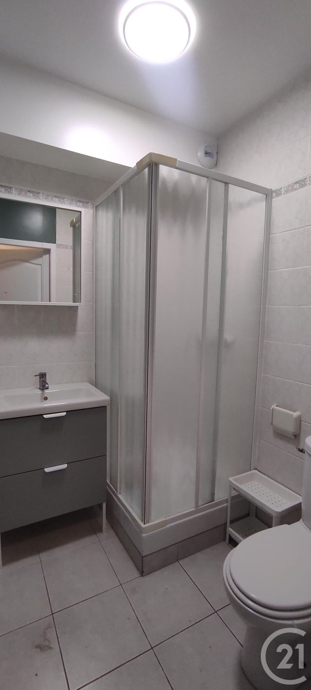 Appartement Studio &agrave; louer - 1 pi&egrave;ce - 17,76 m2 - Calais - 62 - NORD-PAS-DE-CALAIS