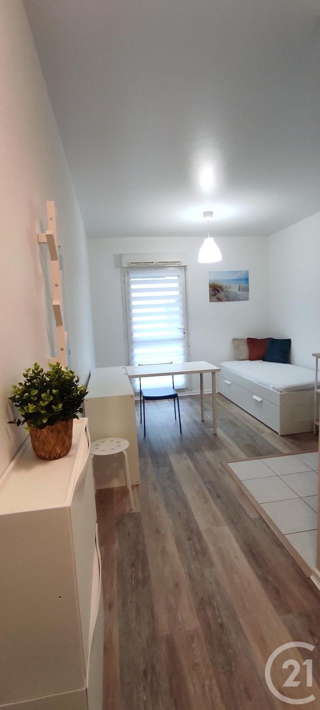 Appartement Studio &agrave; louer - 1 pi&egrave;ce - 17,76 m2 - Calais - 62 - NORD-PAS-DE-CALAIS