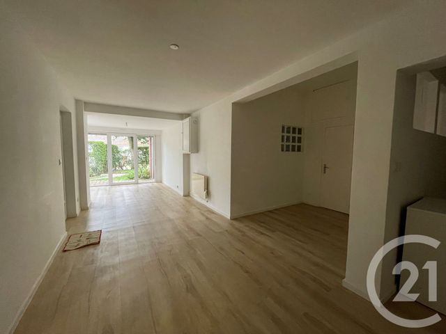Appartement &agrave; louer - 2 pi&egrave;ces - 66 m2 - Sangatte - 62 - NORD-PAS-DE-CALAIS