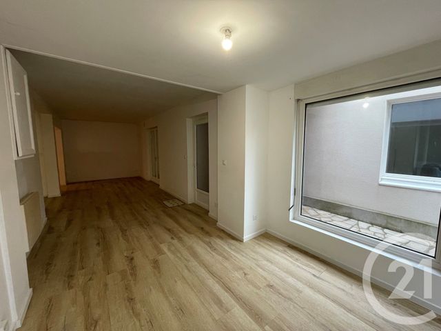 Appartement &agrave; louer - 2 pi&egrave;ces - 66 m2 - Sangatte - 62 - NORD-PAS-DE-CALAIS