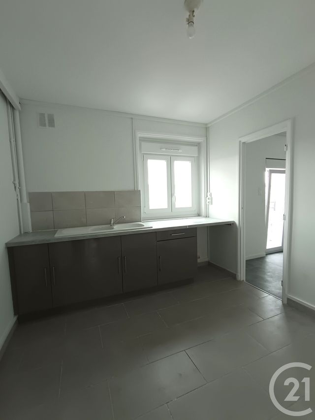 Appartement F3 &agrave; louer - 3 pi&egrave;ces - 57,30 m2 - Calais - 62 - NORD-PAS-DE-CALAIS