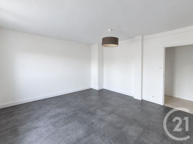 Appartement F3 &agrave; louer - 3 pi&egrave;ces - 57,30 m2 - Calais - 62 - NORD-PAS-DE-CALAIS