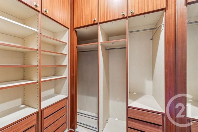 Appartement F2 à vendre - 2 pièces - 59 m2 - Neuilly Sur Seine - 92 - ILE-DE-FRANCE