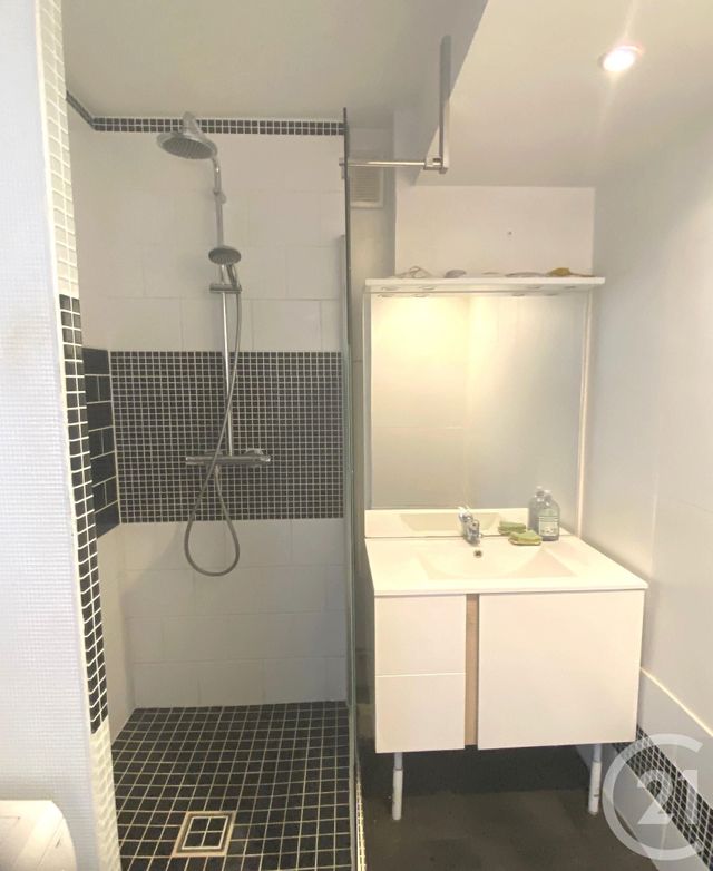Appartement F3 à vendre - 3 pièces - 70 m2 - Neuilly Sur Seine - 92 - ILE-DE-FRANCE