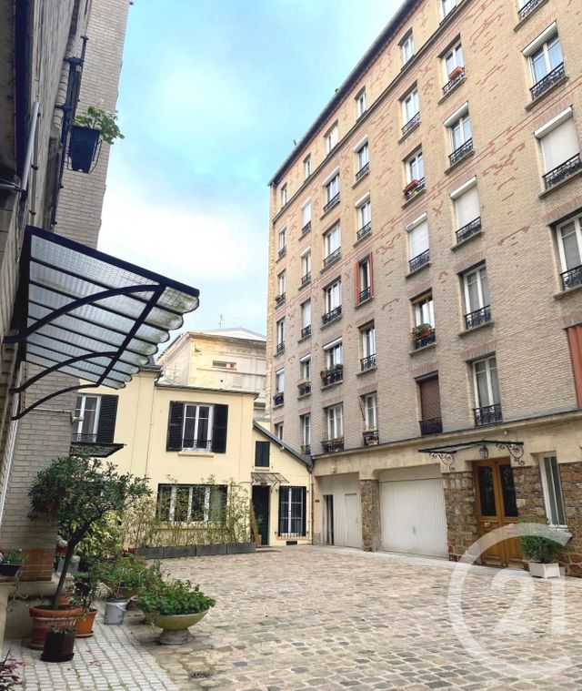 Appartement F2 à louer - 2 pièces - 44 m2 - Neuilly Sur Seine - 92 - ILE-DE-FRANCE