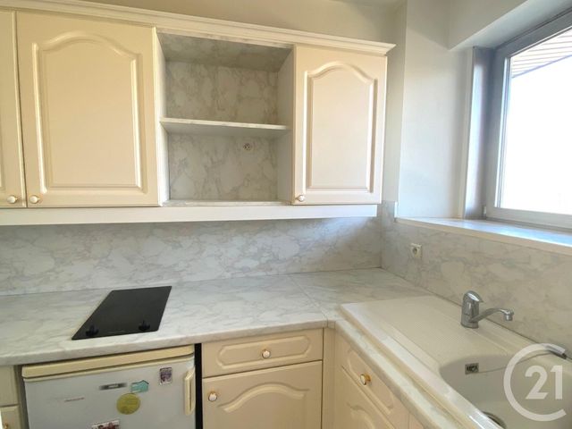 Appartement F2 à vendre - 2 pièces - 50 m2 - Neuilly Sur Seine - 92 - ILE-DE-FRANCE