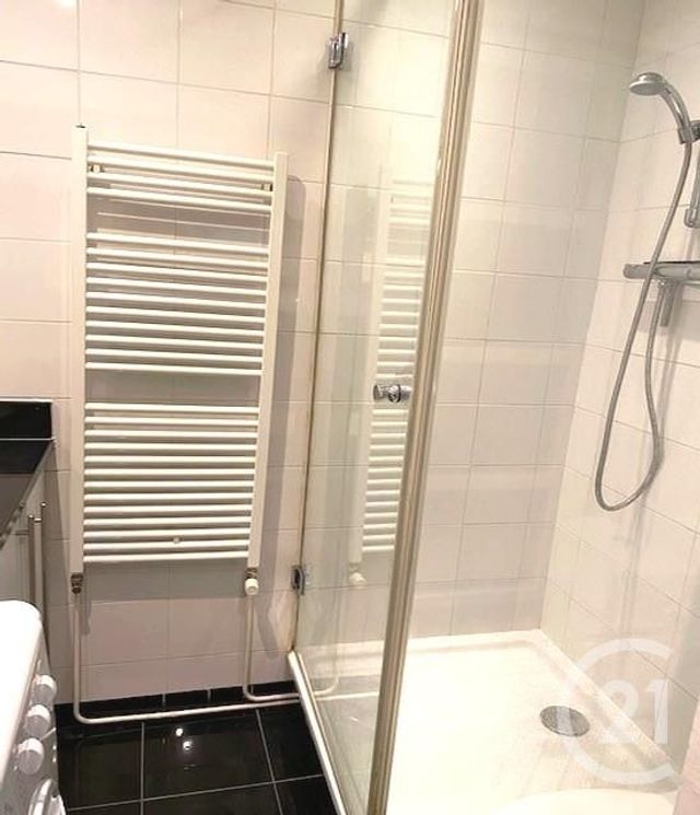 Appartement F2 à louer - 2 pièces - 43 m2 - Neuilly Sur Seine - 92 - ILE-DE-FRANCE