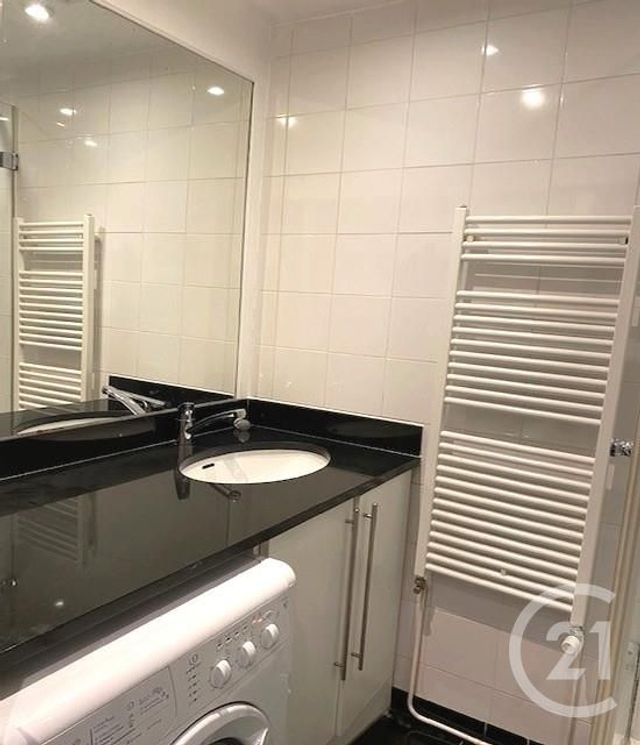 Appartement F2 à louer - 2 pièces - 43 m2 - Neuilly Sur Seine - 92 - ILE-DE-FRANCE