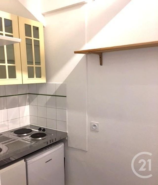 Appartement F1 à louer - 1 pièce - 21 m2 - Neuilly Sur Seine - 92 - ILE-DE-FRANCE