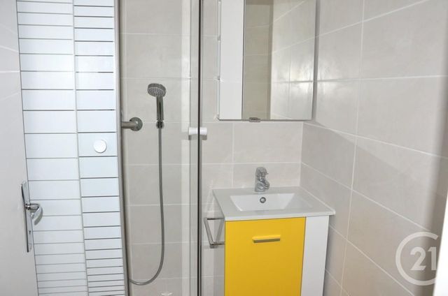 Appartement F1 à louer - 1 pièce - 21 m2 - Neuilly Sur Seine - 92 - ILE-DE-FRANCE