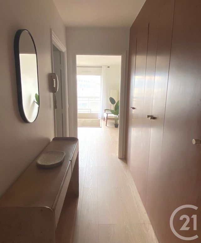 Appartement F1 &agrave; louer - 1 pi&egrave;ce - 32 m2 - Neuilly Sur Seine - 92 - ILE-DE-FRANCE