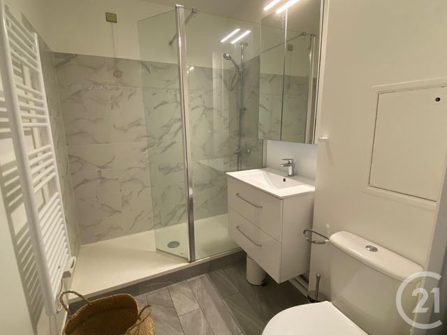 Appartement F1 &agrave; louer - 1 pi&egrave;ce - 32 m2 - Paris - 75017 - ILE-DE-FRANCE