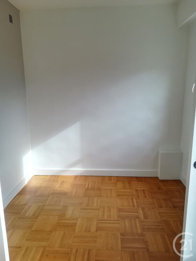 Appartement F2 &agrave; louer - 2 pi&egrave;ces - 33 m2 - Neuilly Sur Seine - 92 - ILE-DE-FRANCE