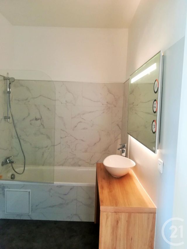 Appartement F2 &agrave; louer - 2 pi&egrave;ces - 33 m2 - Neuilly Sur Seine - 92 - ILE-DE-FRANCE