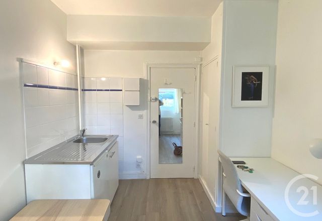Appartement Chambre &agrave; vendre - 1 pi&egrave;ce - 10 m2 - Neuilly Sur Seine - 92 - ILE-DE-FRANCE