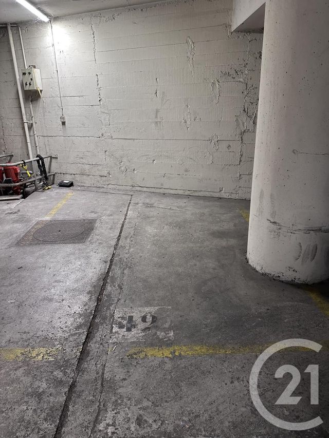 parking - ST MANDE - 94