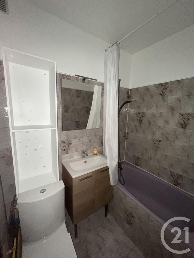 Appartement à louer - 2 pièces - 27,31 m2 - Fontenay Sous Bois - 94 - ILE-DE-FRANCE