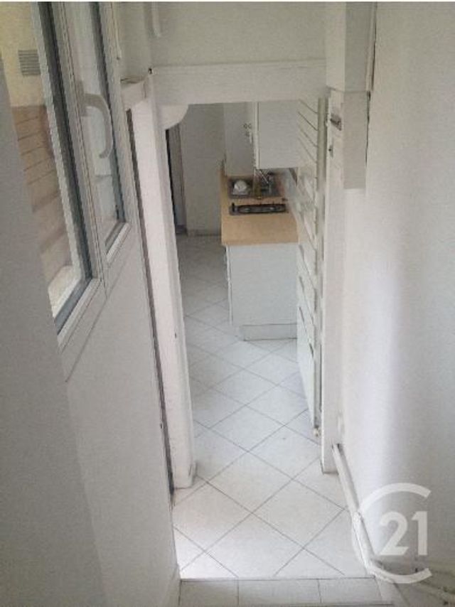 Appartement F3 &agrave; louer - 3 pi&egrave;ces - 66,27 m2 - St Mande - 94 - ILE-DE-FRANCE