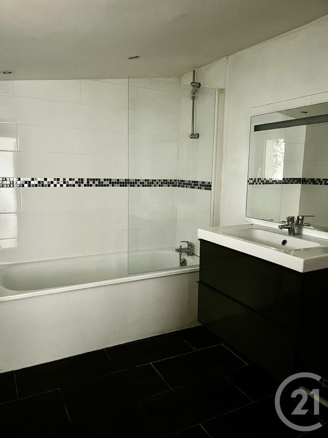 Appartement F3 &agrave; louer - 3 pi&egrave;ces - 66,27 m2 - St Mande - 94 - ILE-DE-FRANCE