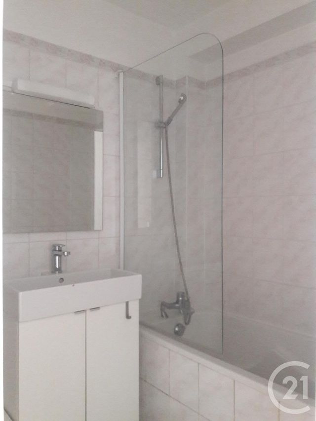 Appartement F4 &agrave; louer - 4 pi&egrave;ces - 64 m2 - Charenton Le Pont - 94 - ILE-DE-FRANCE