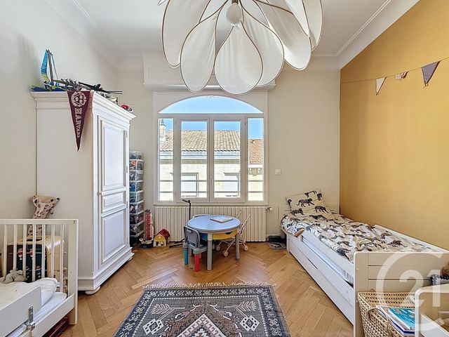 Appartement T4 &agrave; vendre - 4 pi&egrave;ces - 110,01 m2 - Bordeaux - 33 - AQUITAINE