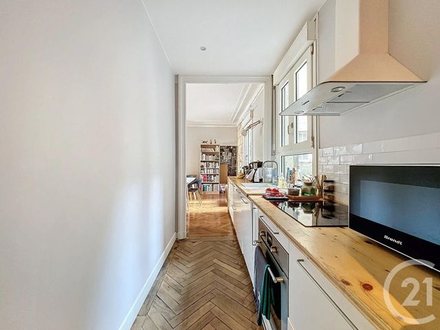 Appartement à vendre - 3 pièces - 72,32 m2 - Bordeaux - 33 - AQUITAINE