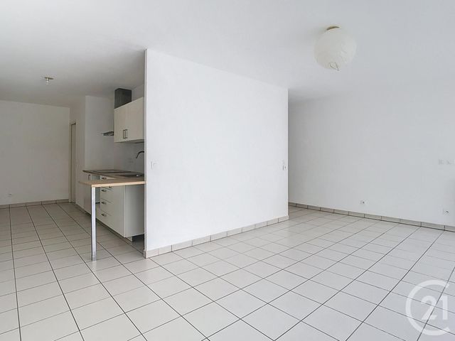 Appartement T3 à vendre - 3 pièces - 66,76 m2 - Bordeaux - 33 - AQUITAINE