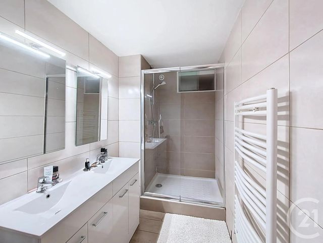 Appartement T2 à vendre - 2 pièces - 49,16 m2 - Bordeaux - 33 - AQUITAINE