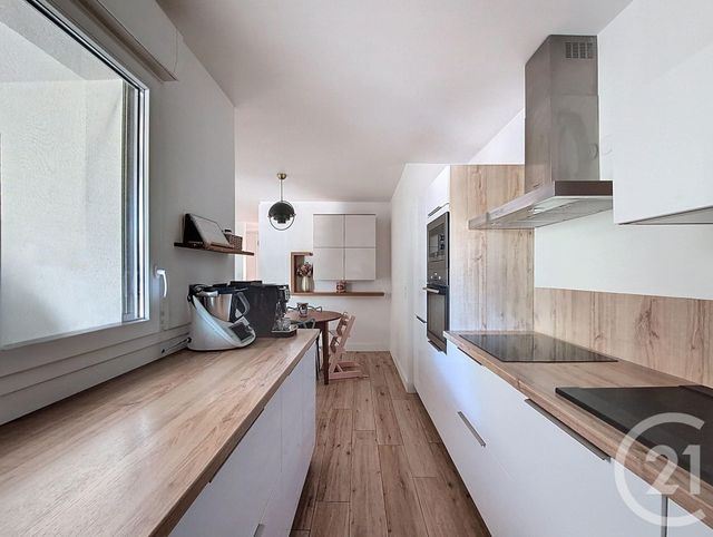 Appartement T4 à vendre - 4 pièces - 85 m2 - Bordeaux - 33 - AQUITAINE