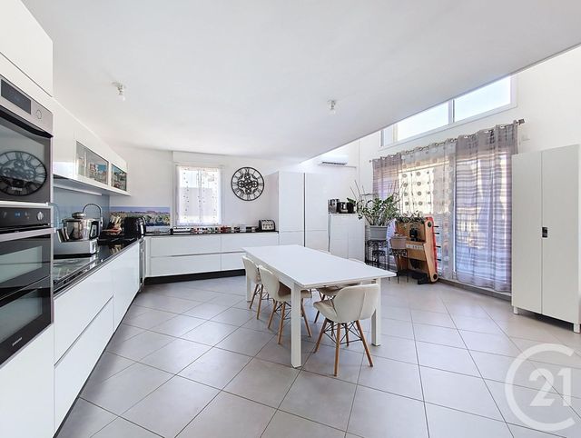 Appartement T5 à vendre - 5 pièces - 122,64 m2 - Bordeaux - 33 - AQUITAINE