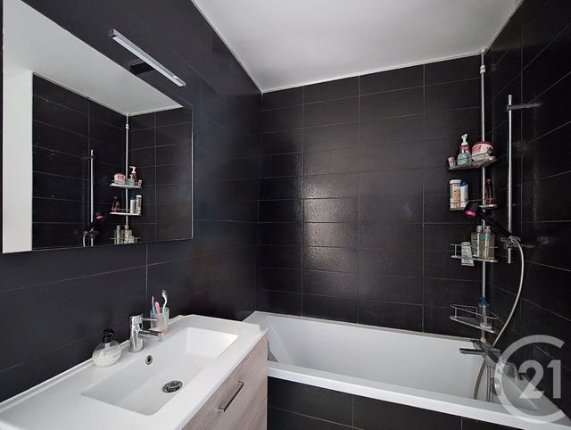 Appartement T5 à vendre - 5 pièces - 122,64 m2 - Bordeaux - 33 - AQUITAINE