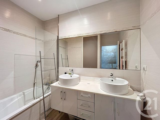 Appartement T4 &agrave; vendre - 4 pi&egrave;ces - 106,10 m2 - Bordeaux - 33 - AQUITAINE