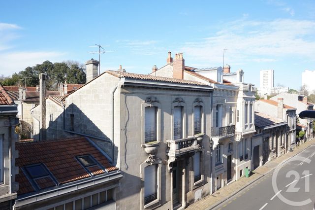 Appartement T3 à louer - 3 pièces - 88,85 m2 - Bordeaux - 33 - AQUITAINE