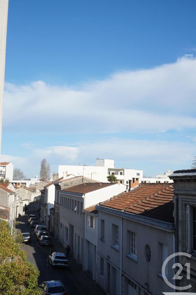 Appartement T3 à louer - 3 pièces - 88,85 m2 - Bordeaux - 33 - AQUITAINE