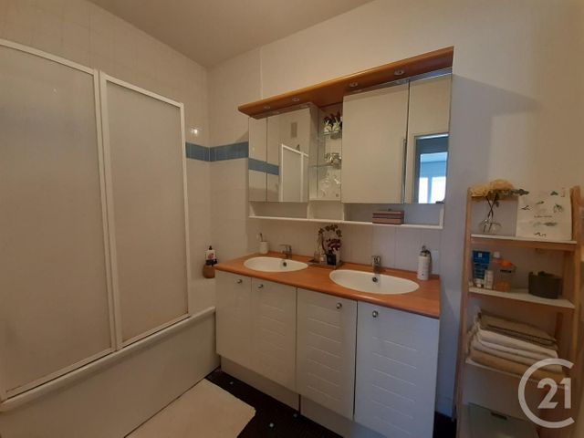 Appartement T3 à louer - 3 pièces - 88,85 m2 - Bordeaux - 33 - AQUITAINE