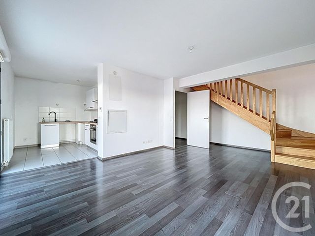 Appartement T3 à vendre - 3 pièces - 72 m2 - Bordeaux - 33 - AQUITAINE