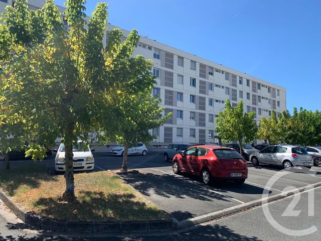 Appartement F4 à louer - 4 pièces - 67,81 m2 - Merignac - 33 - AQUITAINE