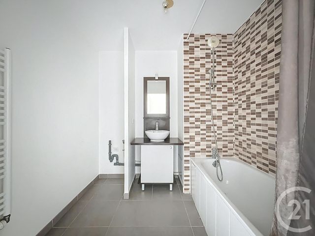 Appartement T3 à vendre - 3 pièces - 76,25 m2 - Bordeaux - 33 - AQUITAINE