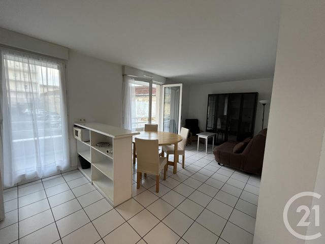 Appartement T2 &agrave; louer - 2 pi&egrave;ces - 38,81 m2 - Bordeaux - 33 - AQUITAINE