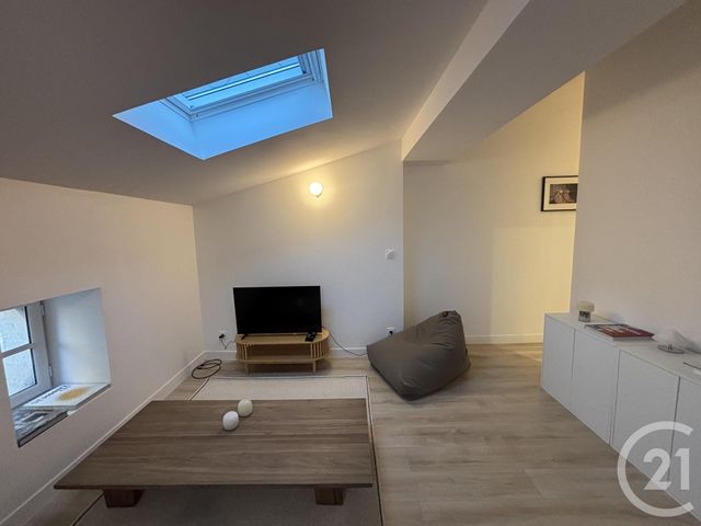 Appartement T2 &agrave; louer - 2 pi&egrave;ces - 28,98 m2 - Bordeaux - 33 - AQUITAINE