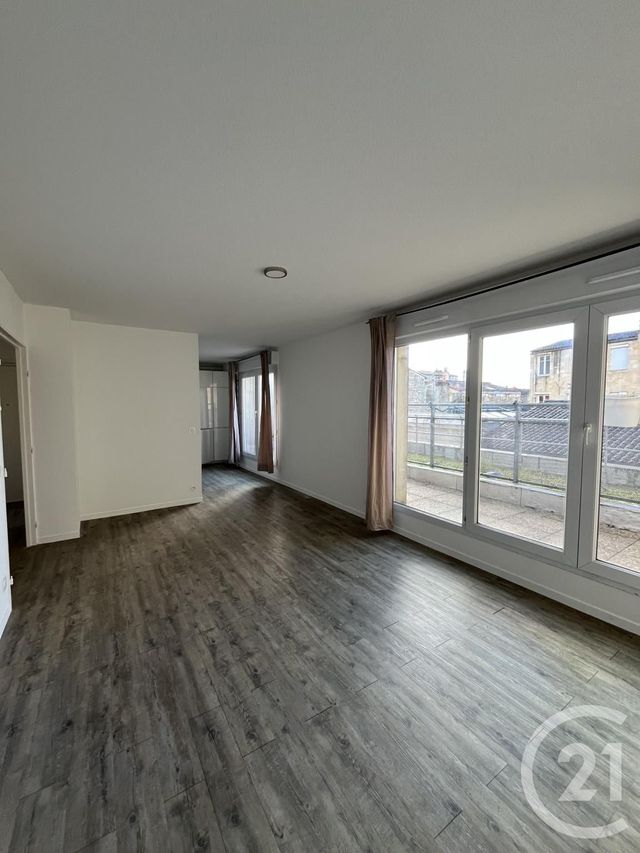 Appartement T3 &agrave; louer - 3 pi&egrave;ces - 67,20 m2 - Bordeaux - 33 - AQUITAINE