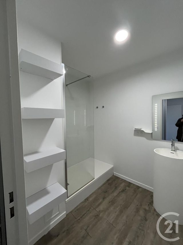 Appartement T3 &agrave; louer - 3 pi&egrave;ces - 67,20 m2 - Bordeaux - 33 - AQUITAINE