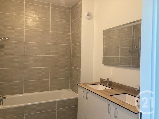 Appartement F3 &agrave; louer - 3 pi&egrave;ces - 63,23 m2 - Cenon - 33 - AQUITAINE