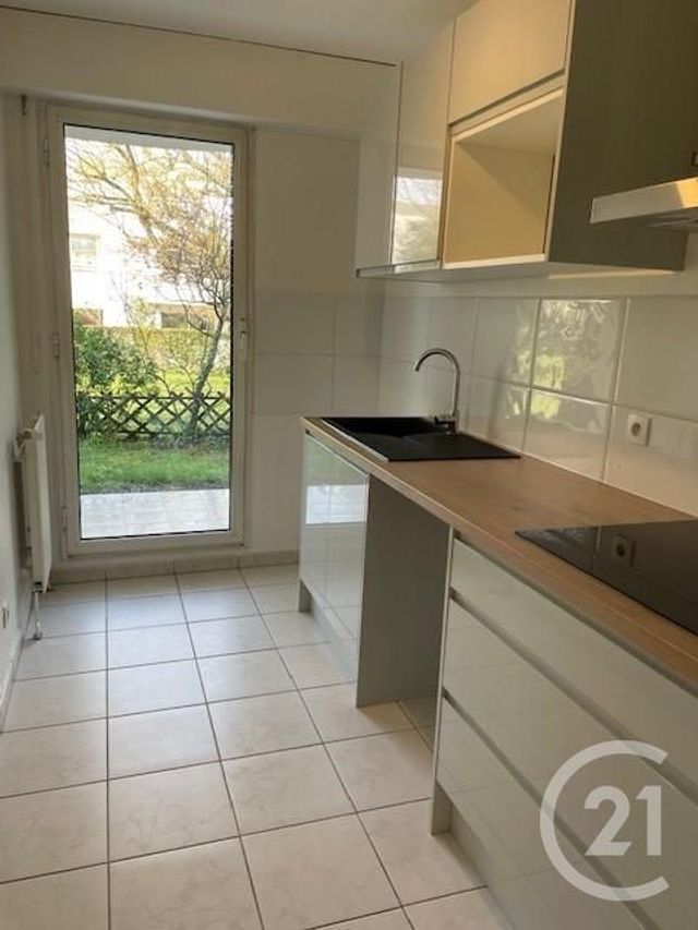Appartement T2 &agrave; louer - 2 pi&egrave;ces - 54,20 m2 - Bordeaux - 33 - AQUITAINE