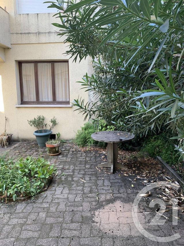 Appartement F1 &agrave; louer - 1 pi&egrave;ce - 29,81 m2 - Bordeaux - 33 - AQUITAINE