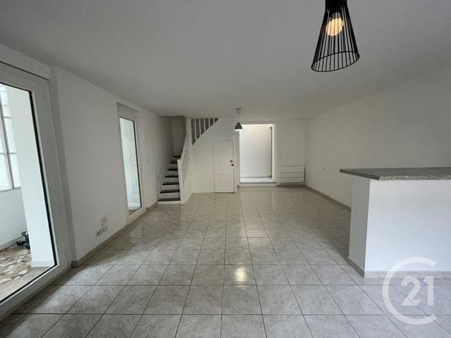Maison &agrave; louer - 3 pi&egrave;ces - 68,67 m2 - Bordeaux - 33 - AQUITAINE