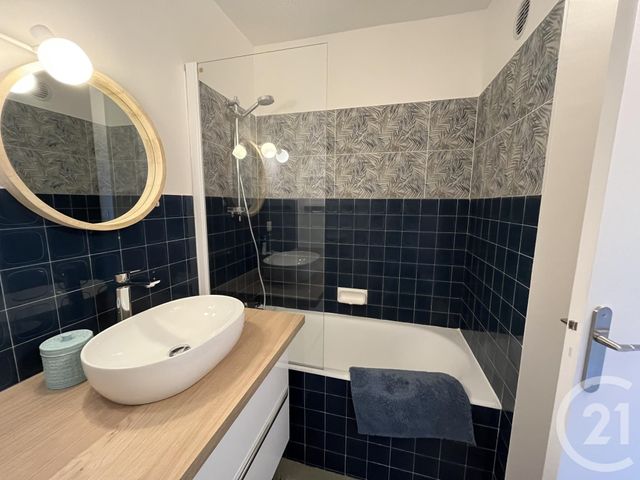 Appartement Studio &agrave; louer - 1 pi&egrave;ce - 26,90 m2 - Bordeaux - 33 - AQUITAINE