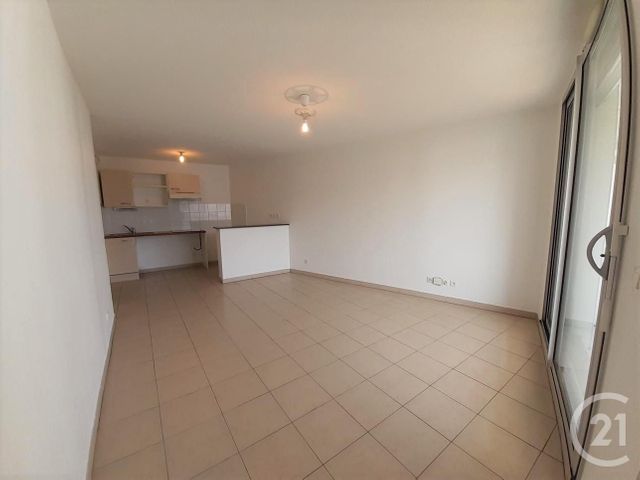 Appartement T3 &agrave; louer - 3 pi&egrave;ces - 60,65 m2 - Bordeaux - 33 - AQUITAINE