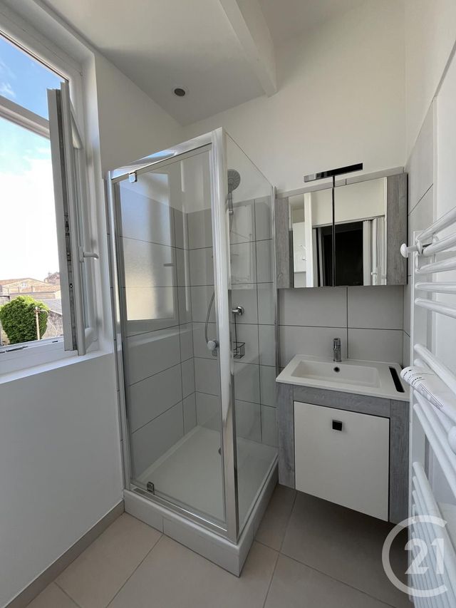 Appartement T2 &agrave; louer - 2 pi&egrave;ces - 34,08 m2 - Bordeaux - 33 - AQUITAINE
