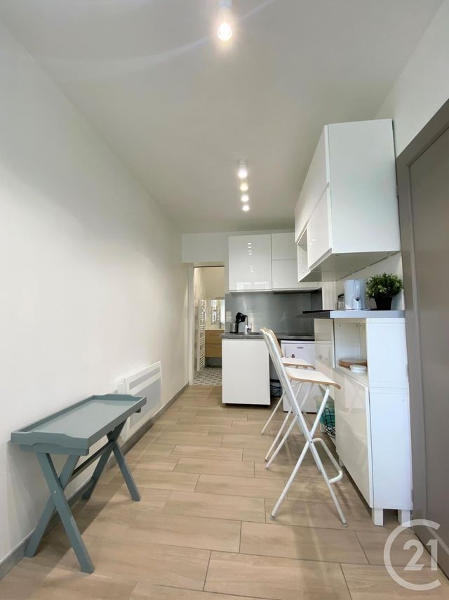 Appartement Studio &agrave; louer - 1 pi&egrave;ce - 24,65 m2 - Bordeaux - 33 - AQUITAINE